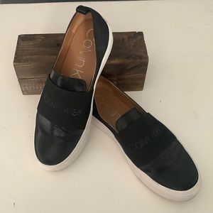 CalvinKlein size 7.5 black slip on with white sole